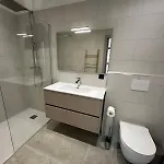 Du Chateau D'eau *