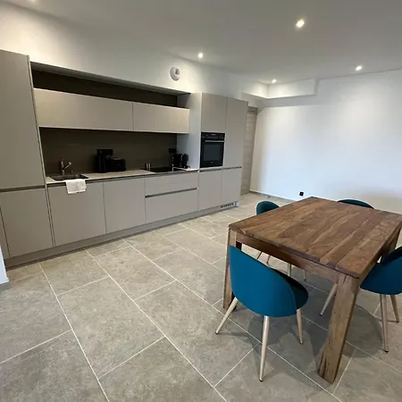 Résidence Du Château D'eau * Porticcio (Corsica)