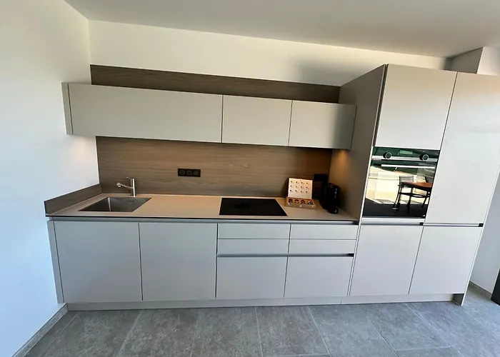 Du Chateau D'eau Appartement